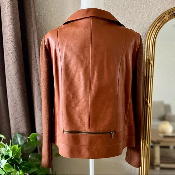 Akris Punto Lambskin and Wool Jacket - Picture 6 of 16